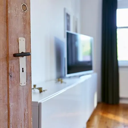 W Parku Emma 6 Zdroj *